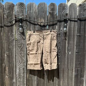 Eileen Fisher Khaki Beige Linen Walking Shorts- knee length slim fit size 6